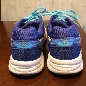 Asics Shoes - ASICS tennis shoes size 8 Asics Shoes - ASICS tennis shoes size 8